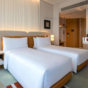 Skyline Deluxe Twin Room